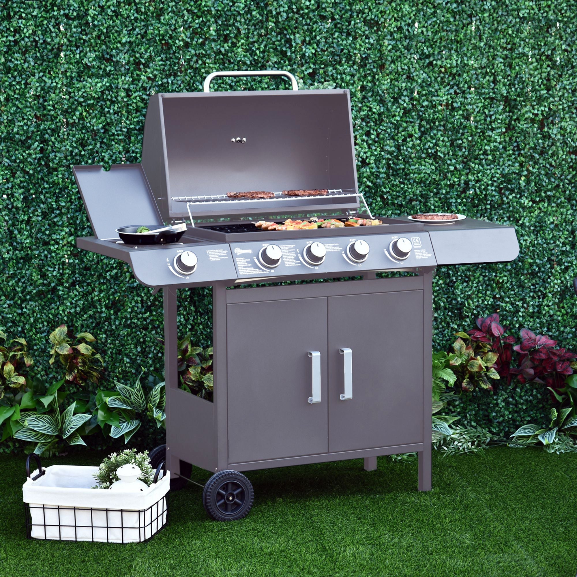Outsunny Gas BBQ Grill 4 + 1 Stainless Steel Burner Garden Barbecue Cooker
